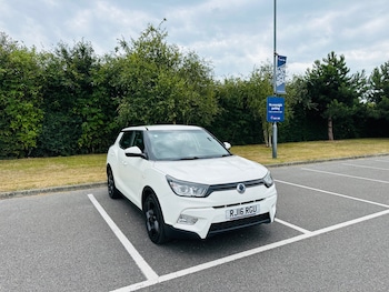 Used Ssangyong Tivoli 2016 for sale - 78571975: Photo