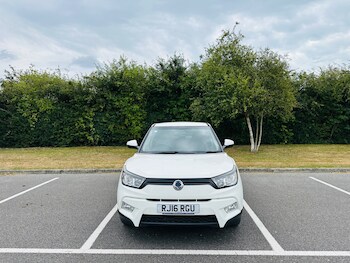 Used Ssangyong Tivoli 2016 for sale - 78571975: Photo