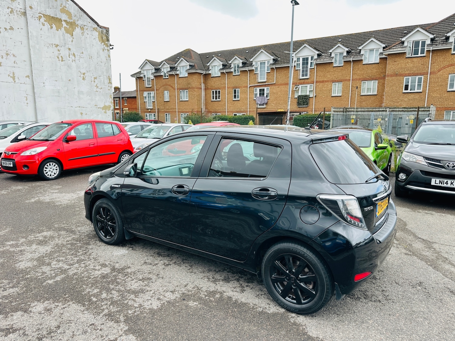 Used Toyota Yaris 2013 for sale - 76693920: Photo 11