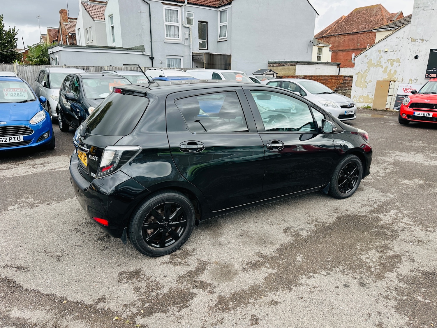 Used Toyota Yaris 2013 for sale - 76693920: Photo 12