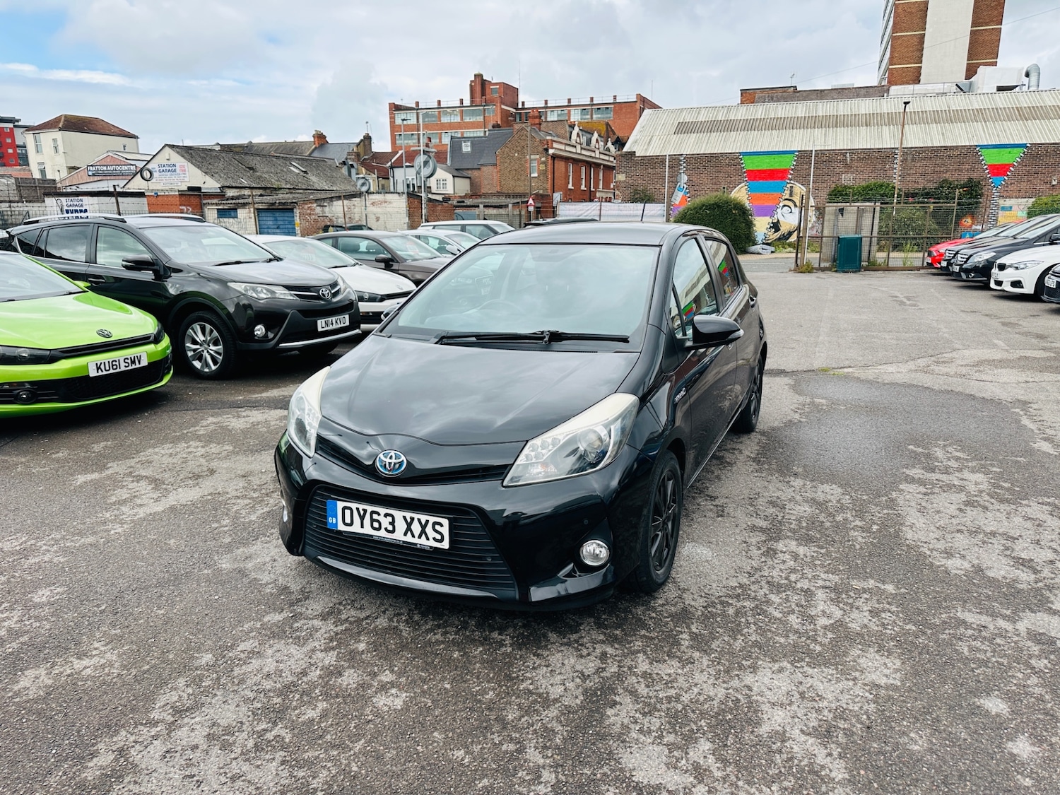 Used Toyota Yaris 2013 for sale - 76693920: Photo 3