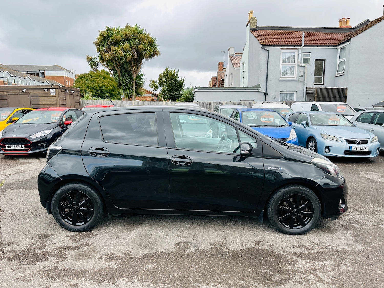 Used Toyota Yaris 2013 for sale - 76693920: Photo 6