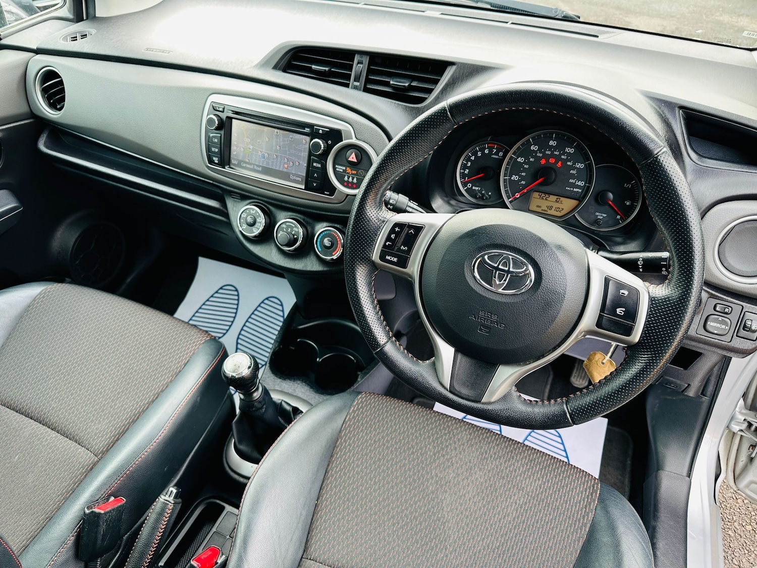 Used Toyota Yaris 2013 for sale - 77807596: Photo 14