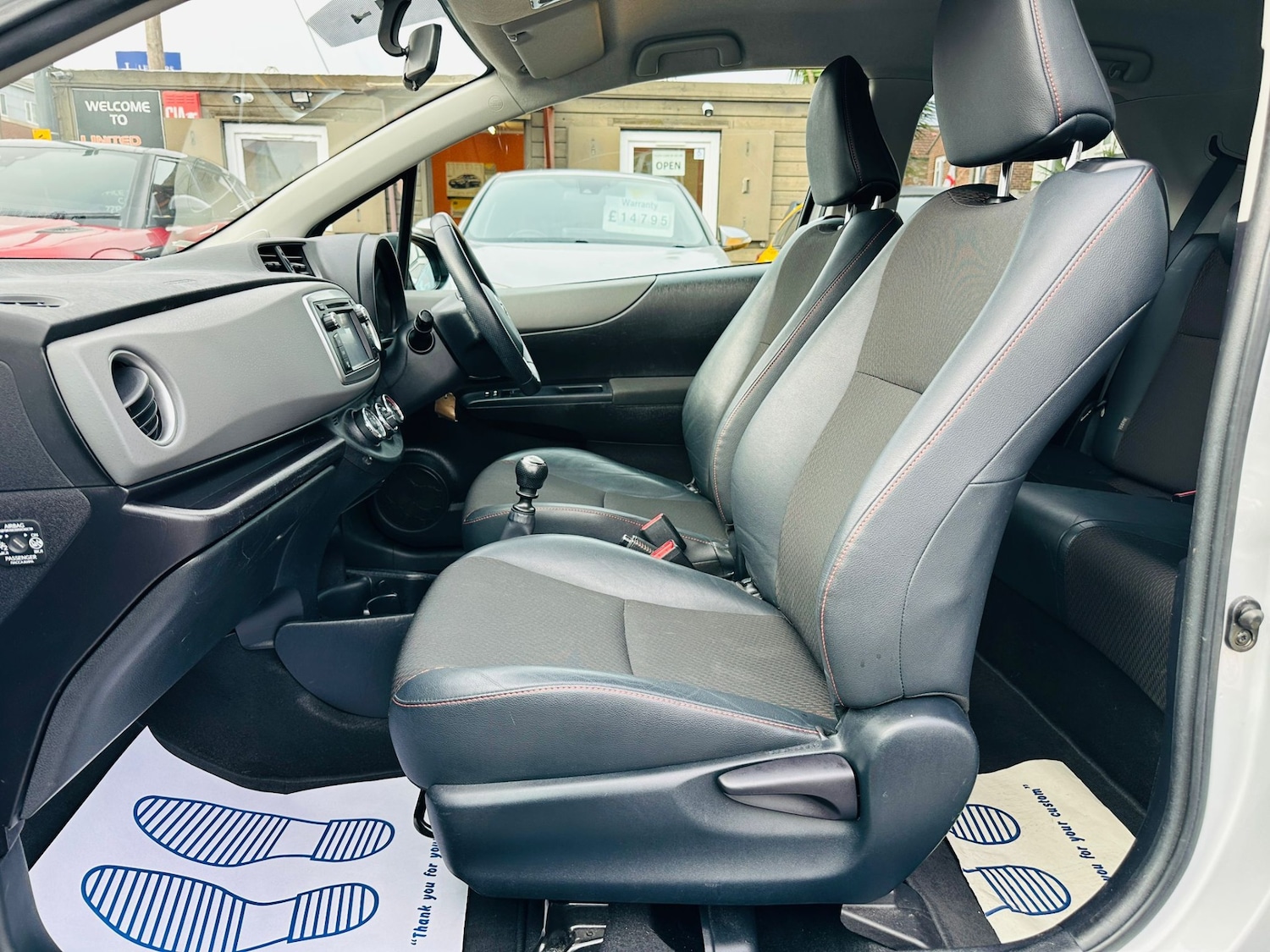 Used Toyota Yaris 2013 for sale - 77807596: Photo 15