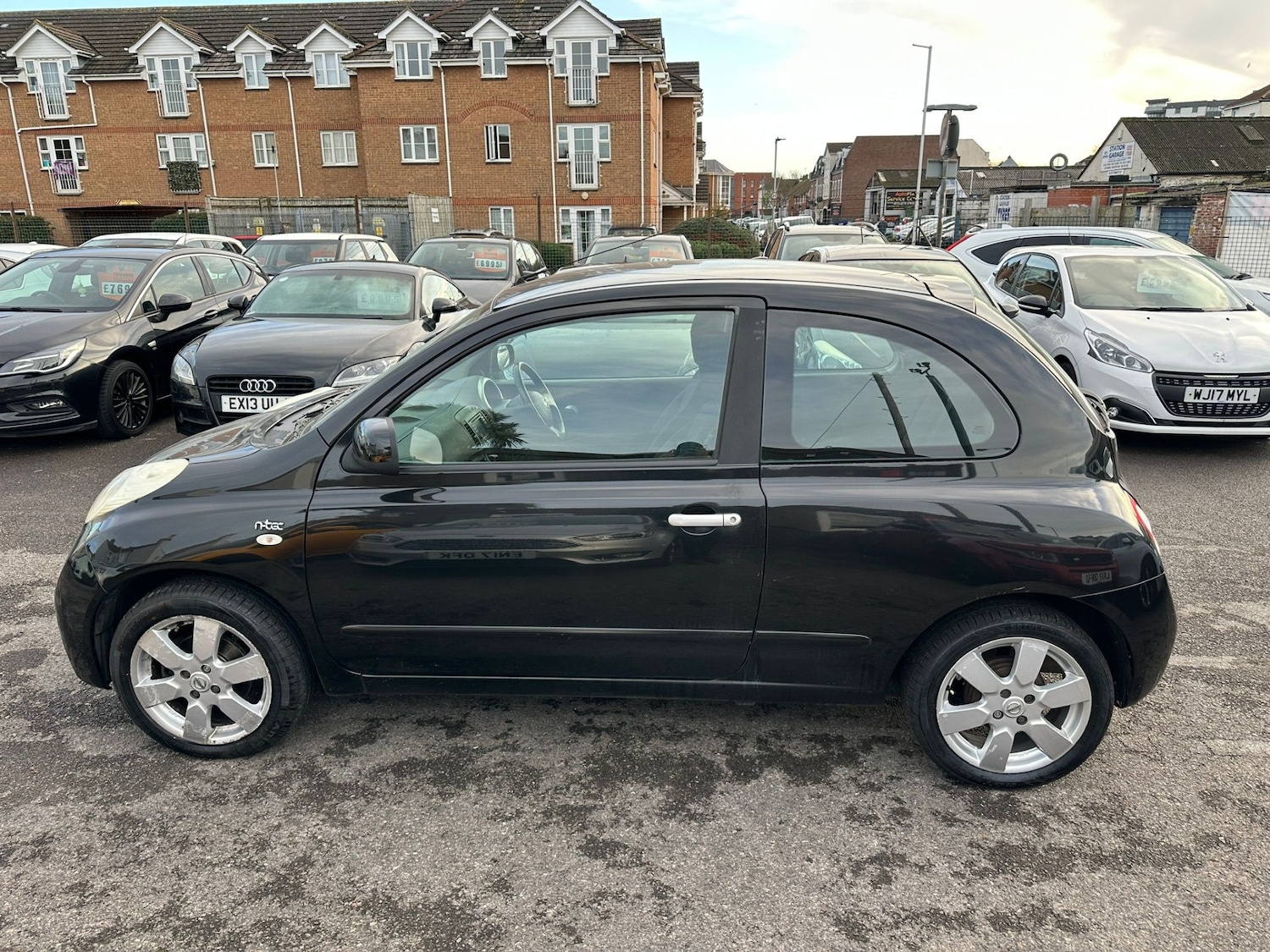 Used Nissan Micra 2010 for sale - 77211139: Photo 14