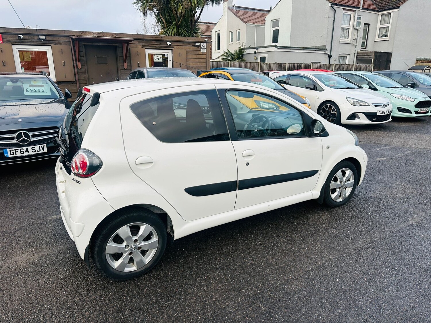 Used Toyota AYGO 2011 for sale - 77493137: Photo 11