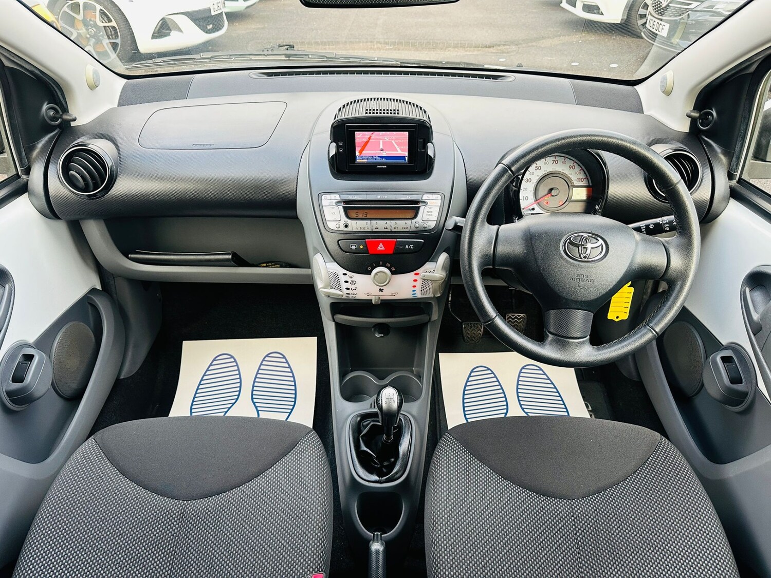 Used Toyota AYGO 2011 for sale - 77493137: Photo 18