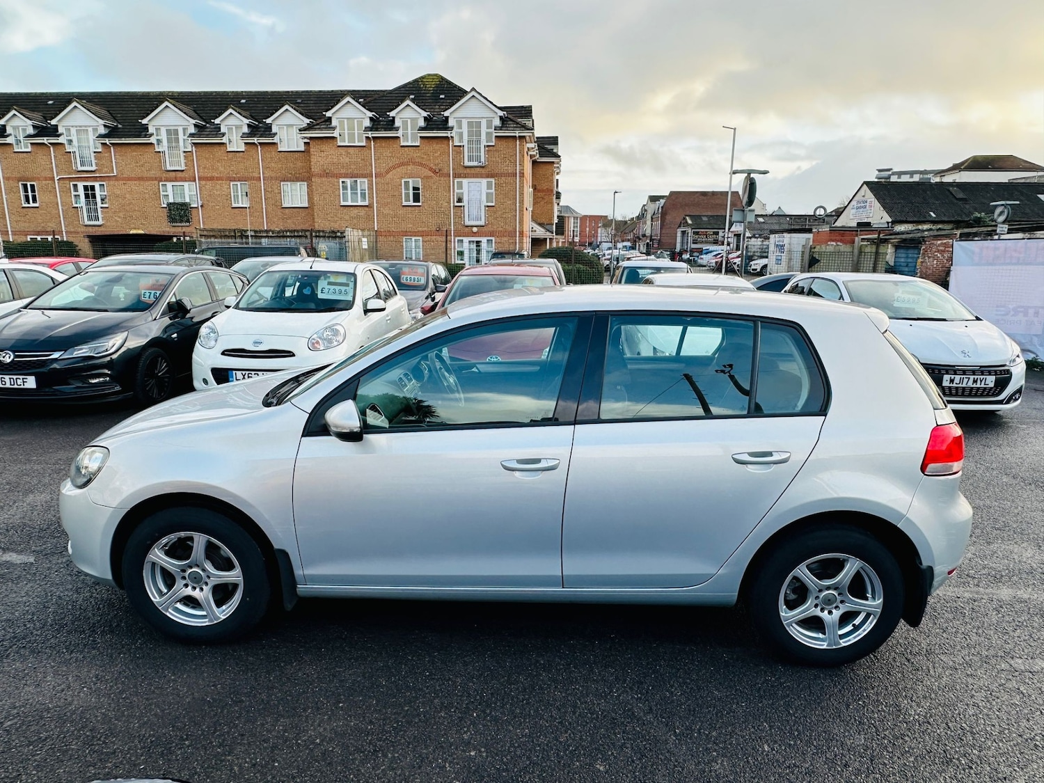 Used Volkswagen Golf 2009 for sale - 77493550: Photo 12