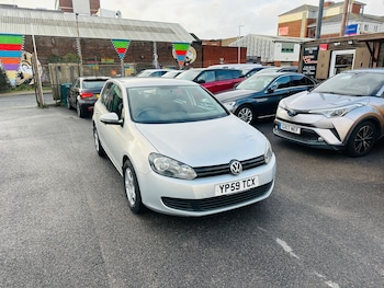 Used Volkswagen Golf 2009 for sale - 77493550: Photo
