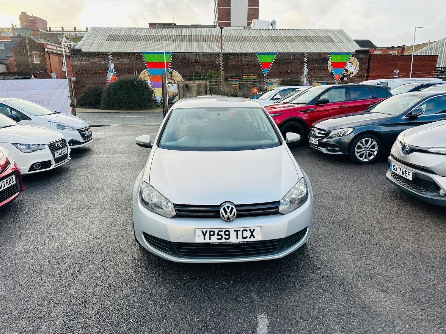 Used Volkswagen Golf 2009 for sale - 77493550: Photo 4