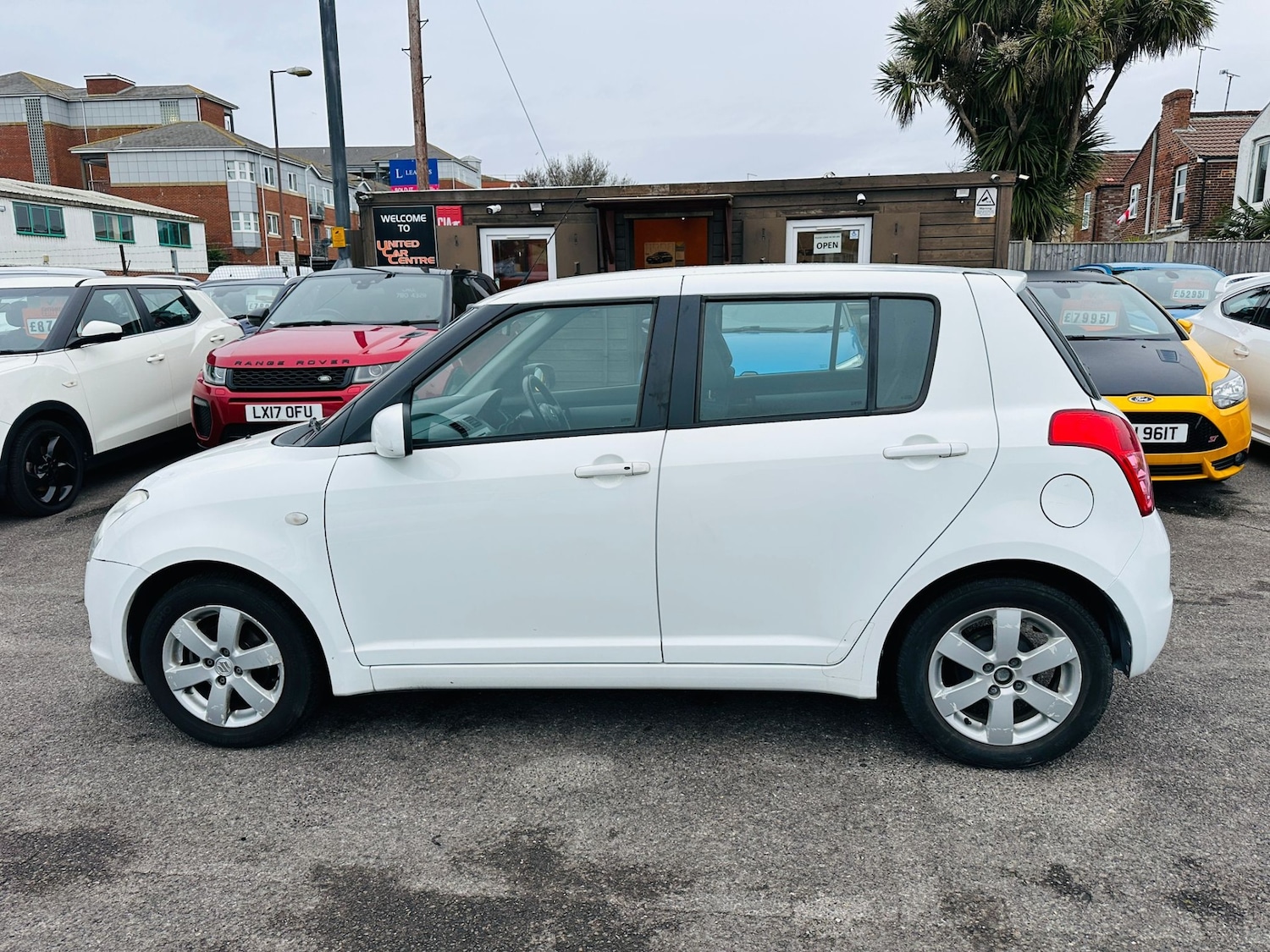 Used Suzuki Swift 2010 for sale - 77165165: Photo 12
