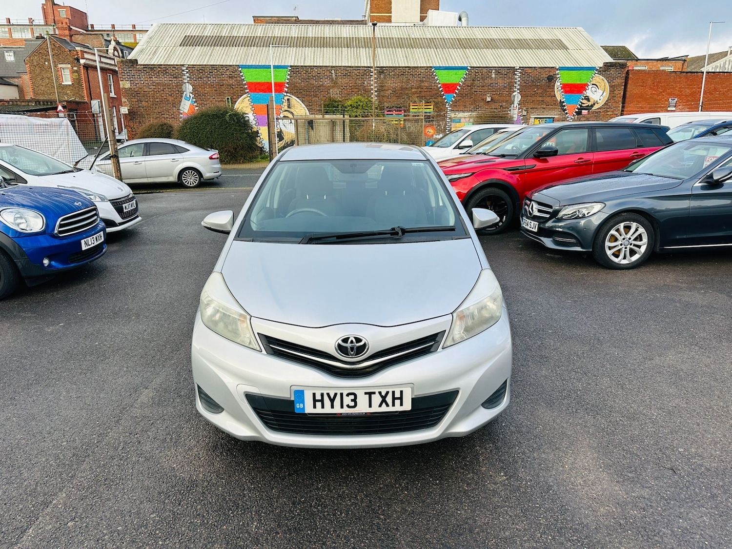 Used Toyota Yaris 2013 for sale - 77493674: Photo 6