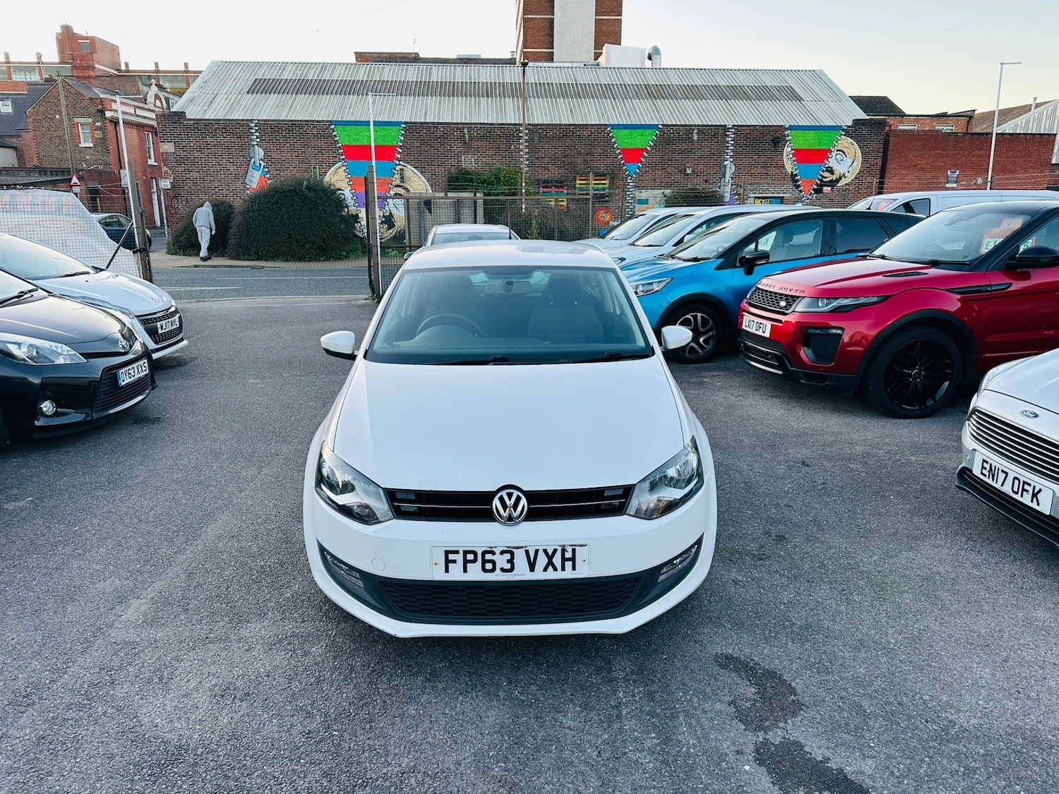 Used Volkswagen Polo 2013 for sale - 77078088: Photo 2