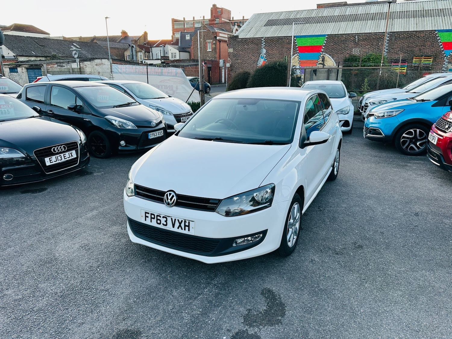 Used Volkswagen Polo 2013 for sale - 77078088: Photo 3