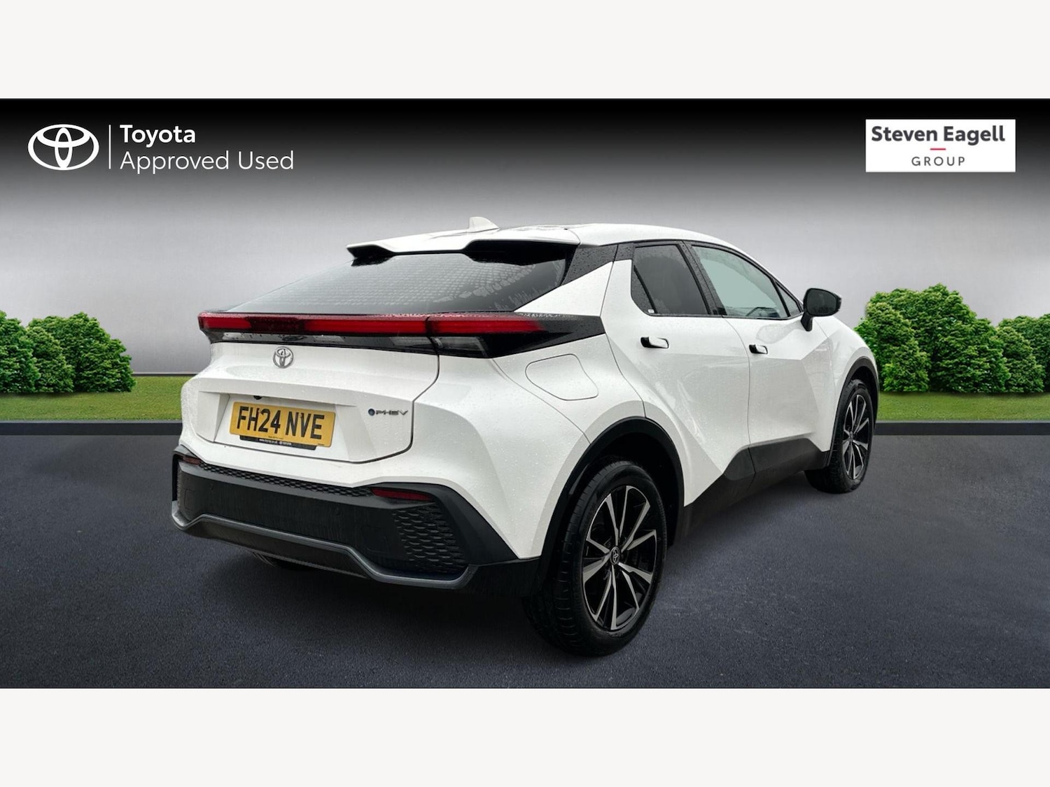 Used Toyota C-HR 2024 for sale - 77331903: Photo 2