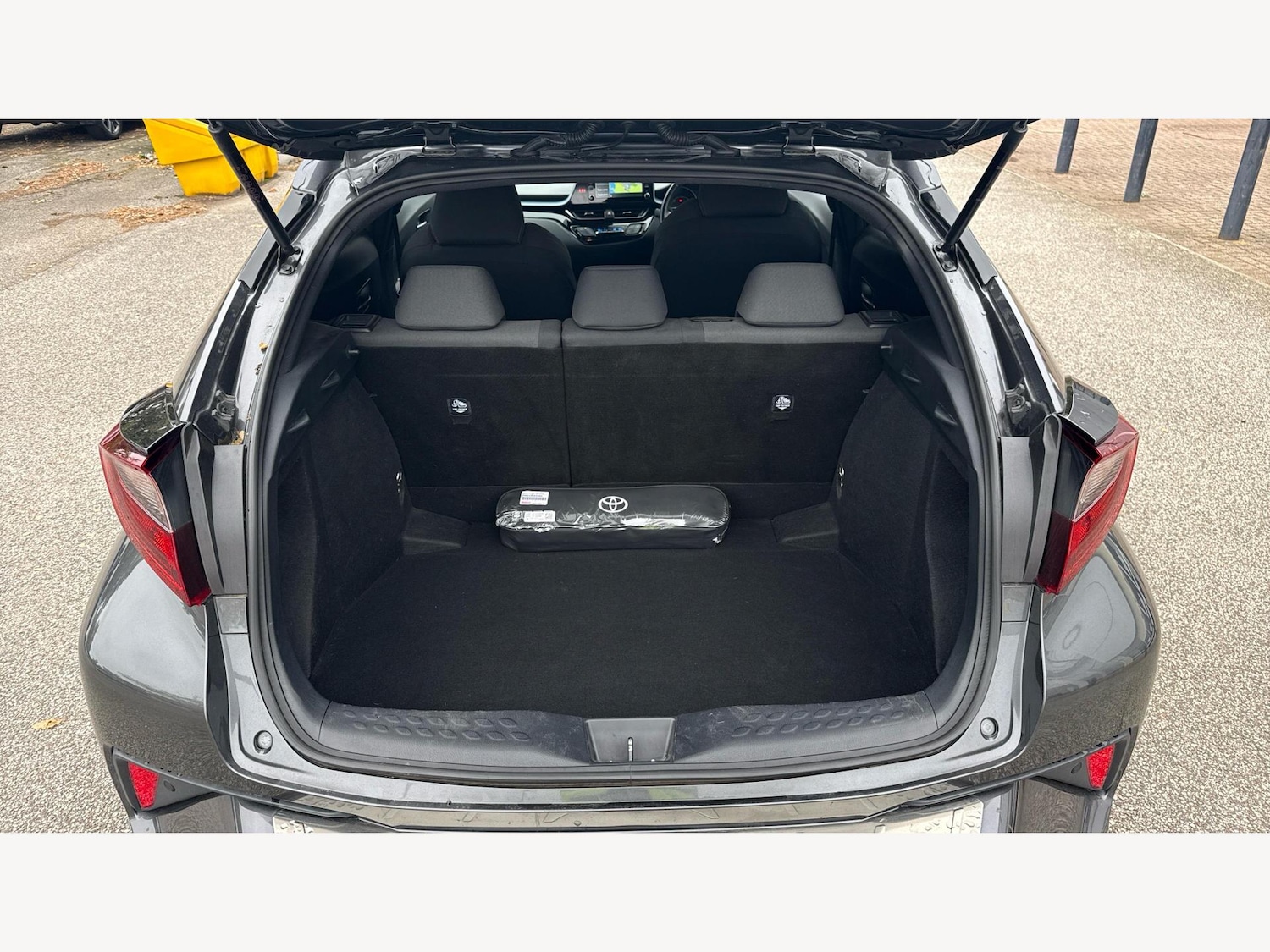 Used Toyota C-HR 2021 for sale - 76975473: Photo 16