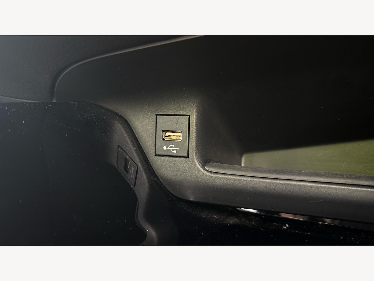 Used Toyota C-HR 2021 for sale - 76975473: Photo 27