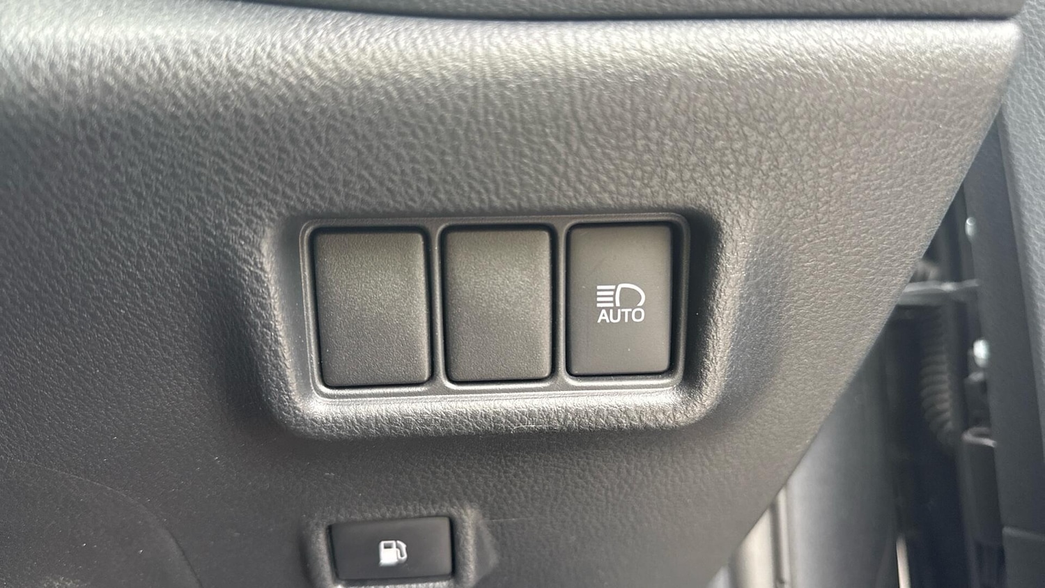 Used Toyota C-HR 2021 for sale - 76975473: Photo 34