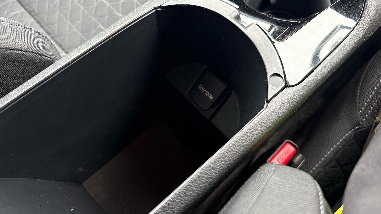 Used Toyota C-HR 2021 for sale - 76975473: Photo 35