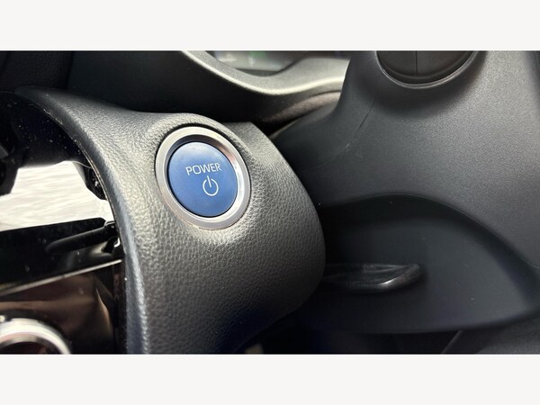 Used Toyota Yaris Cross 2022 for sale - 76295453: Photo 27