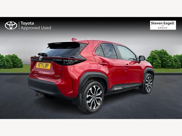 Used Toyota Yaris Cross 2022 for sale - 76295453: Photo 2
