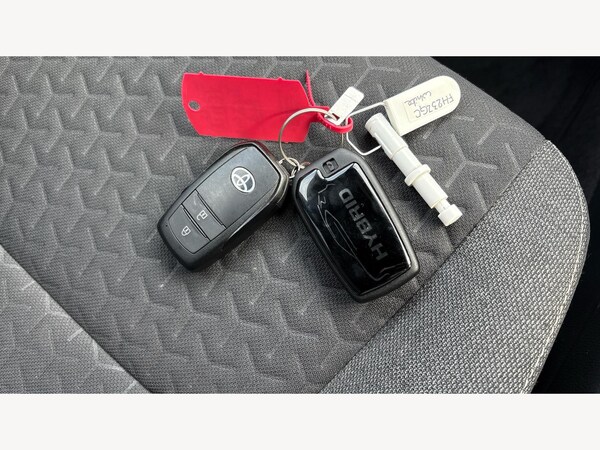 Used Toyota Yaris Cross 2022 for sale - 76295453: Photo 32