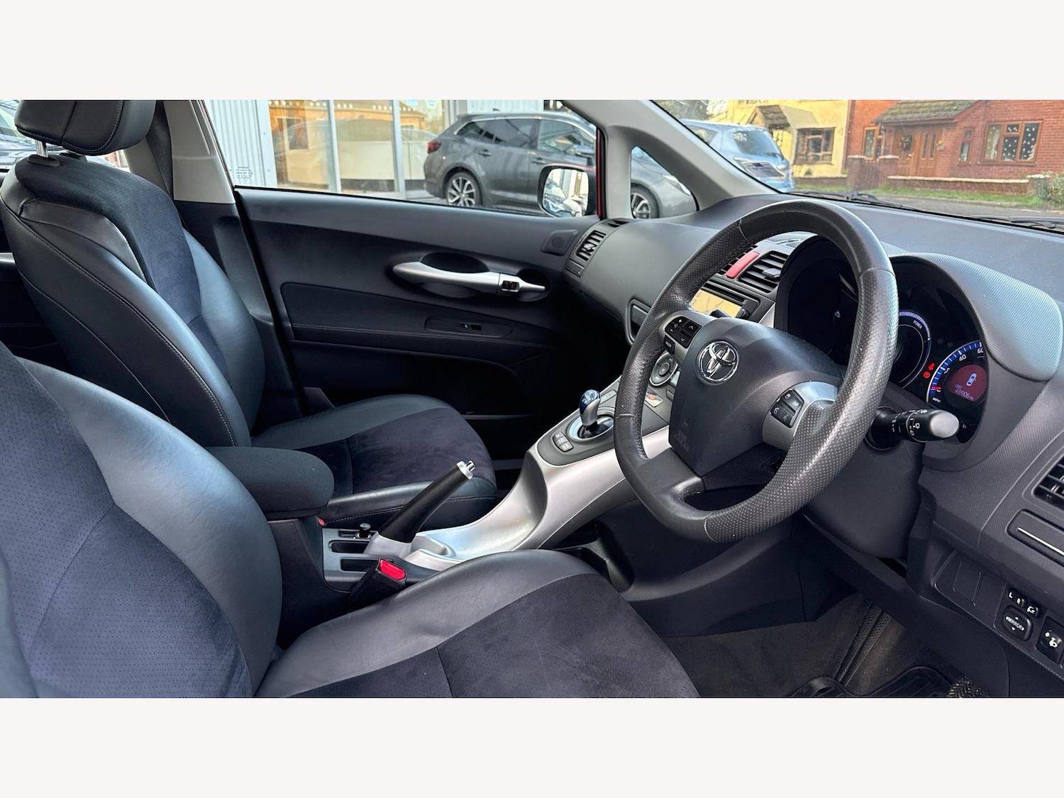 Used Toyota Auris 2012 for sale - 77091387: Photo 13