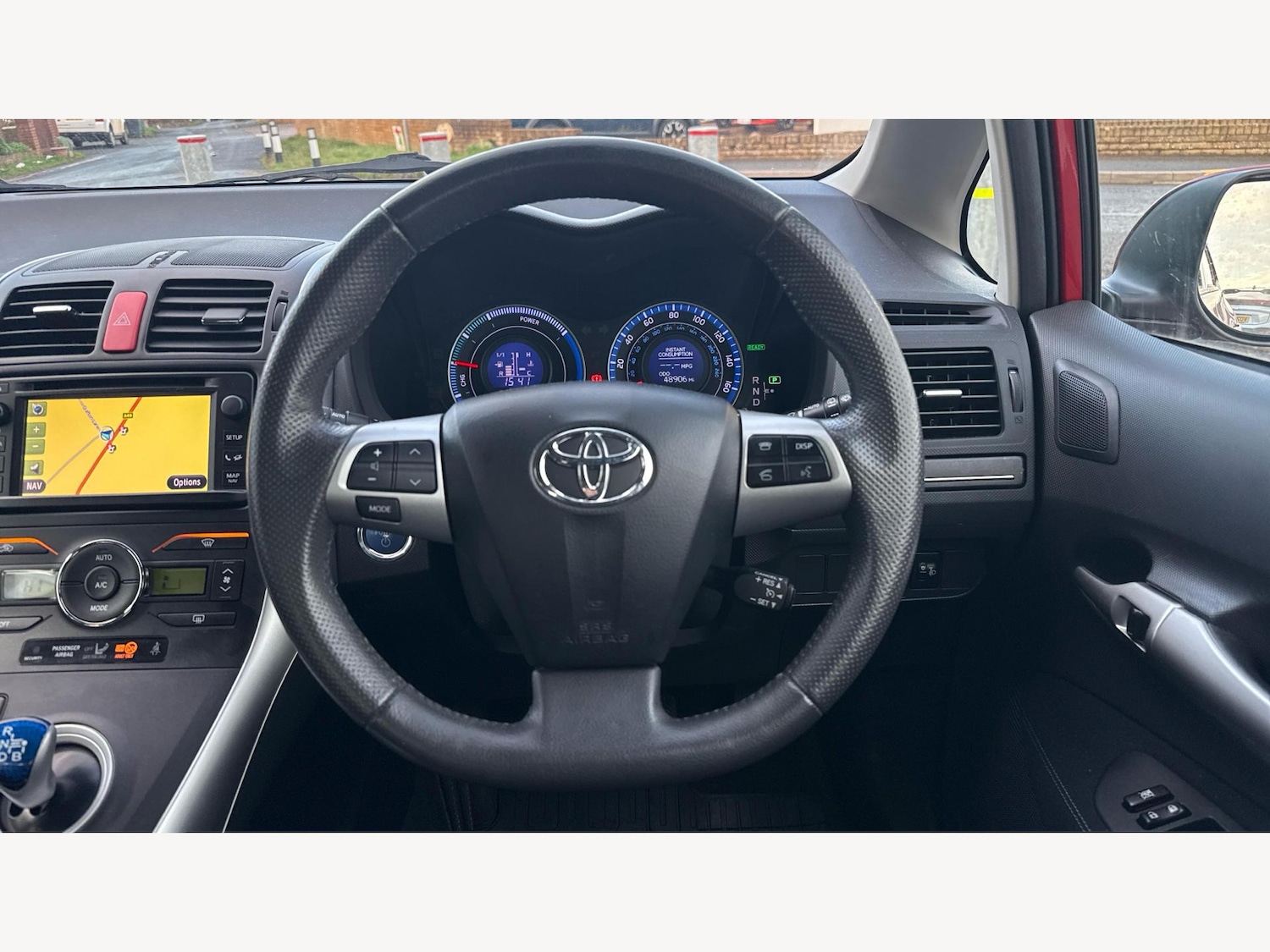Used Toyota Auris 2012 for sale - 77091387: Photo 8