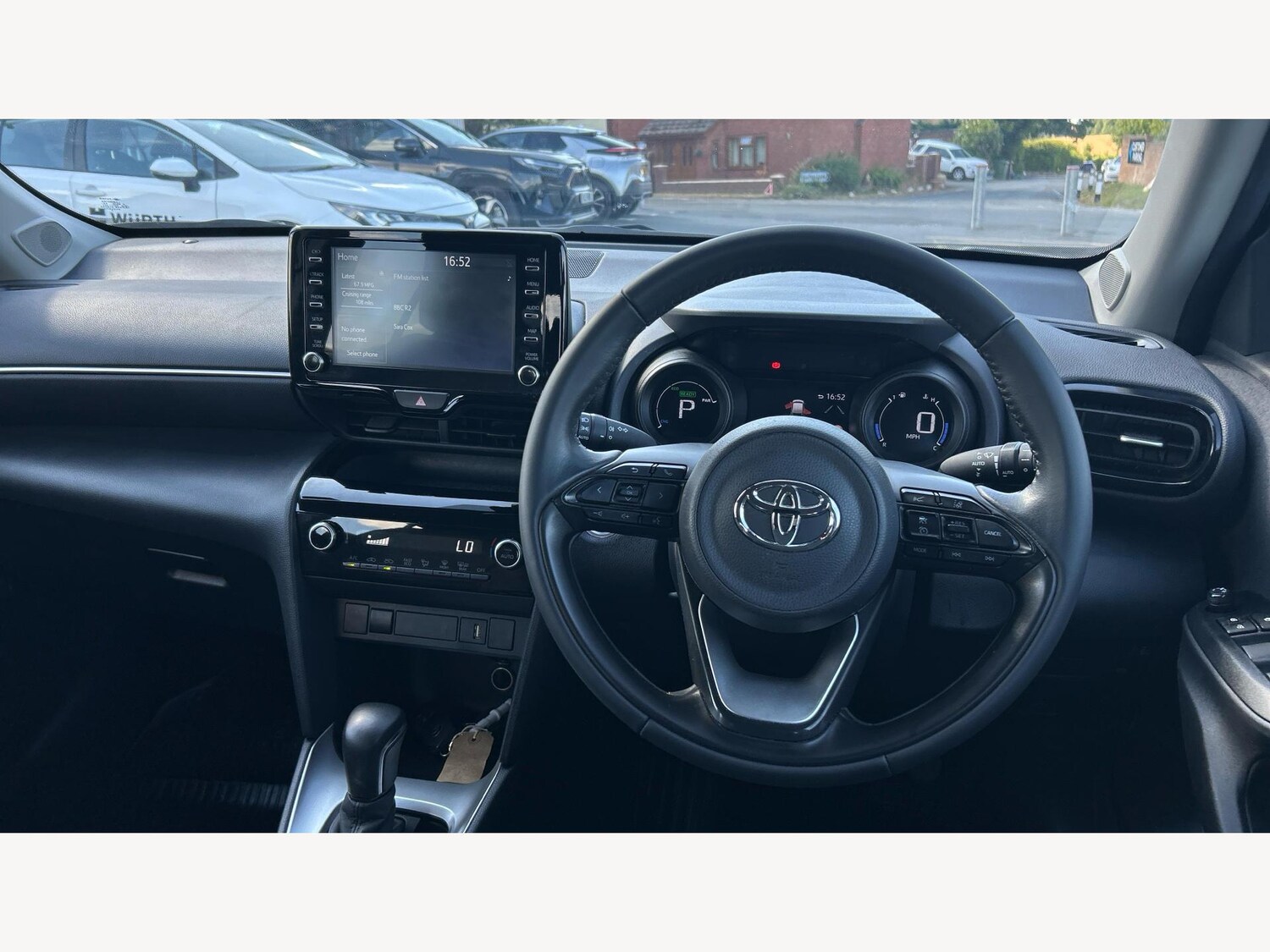 Used Toyota Yaris Cross for sale - 77940797: Photo 8
