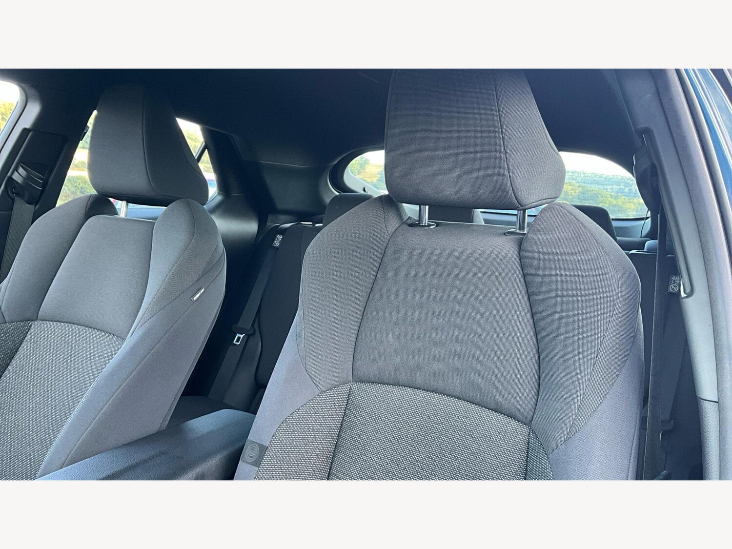 Used Toyota C-HR for sale - 76824001: Photo 26