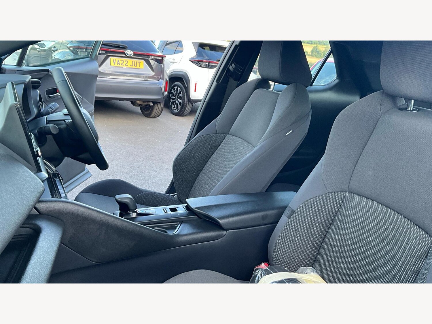 Used Toyota C-HR for sale - 76824001: Photo 27