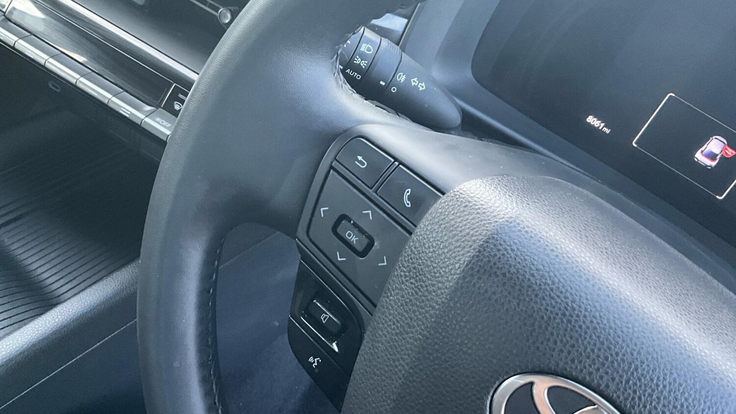 Used Toyota C-HR for sale - 76824001: Photo 33