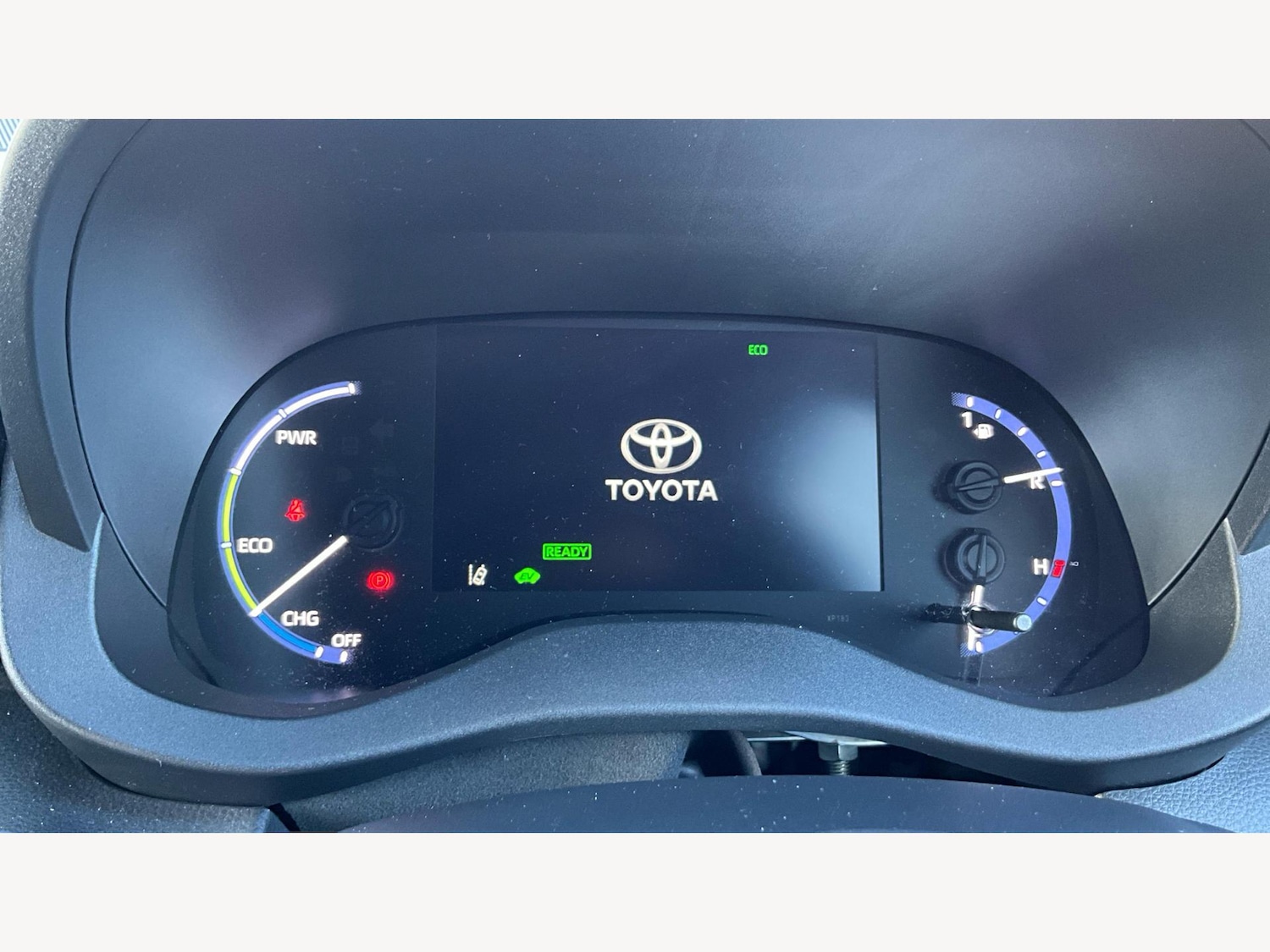 Used Toyota Yaris Cross 2024 for sale - 76572977: Photo 11