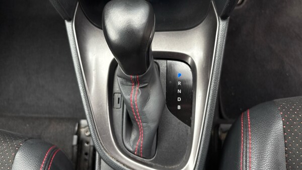Used Toyota Yaris Cross 2024 for sale - 75747015: Photo 40