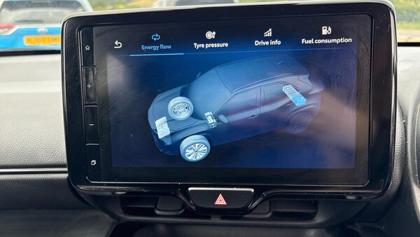 Used Toyota Yaris Cross 2024 for sale - 75747015: Photo 43