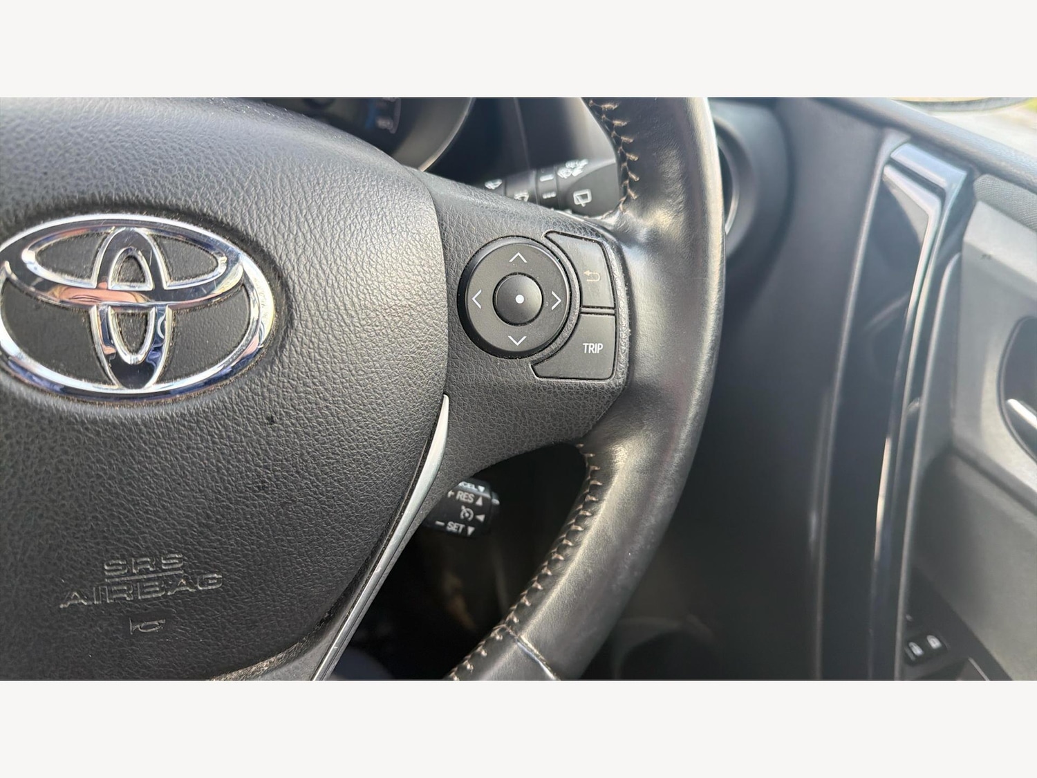 Used Toyota Auris 2016 for sale - 77359313: Photo 30
