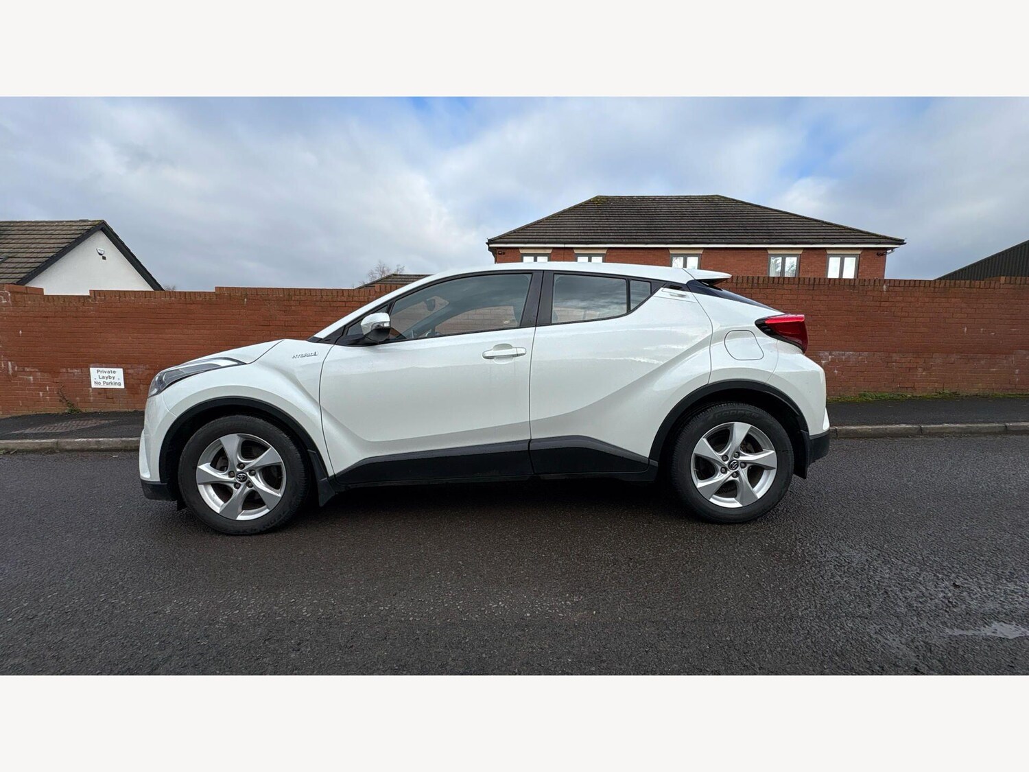 Used Toyota C-HR for sale - 77724114: Photo 19