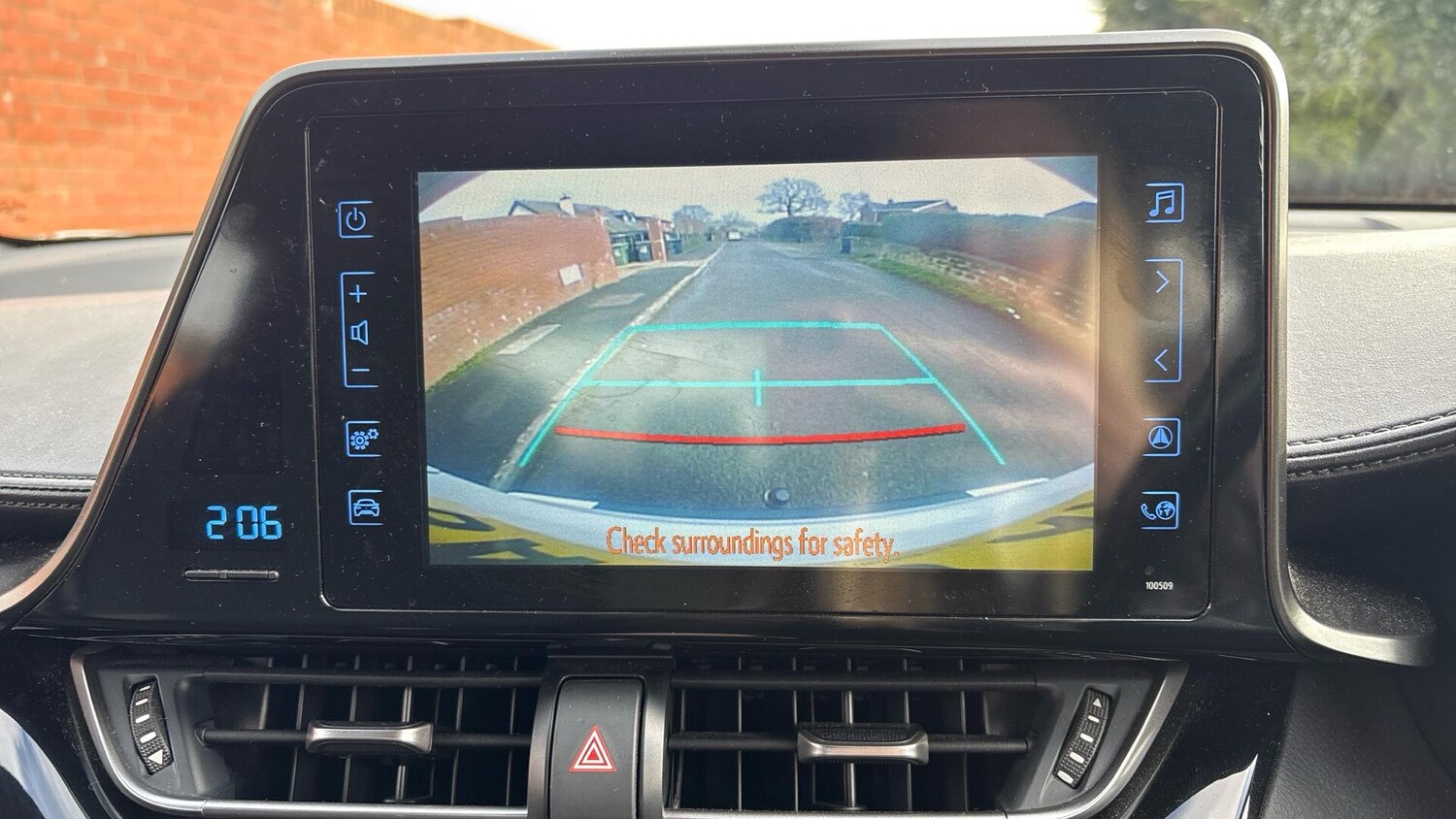 Used Toyota C-HR for sale - 77724114: Photo 39