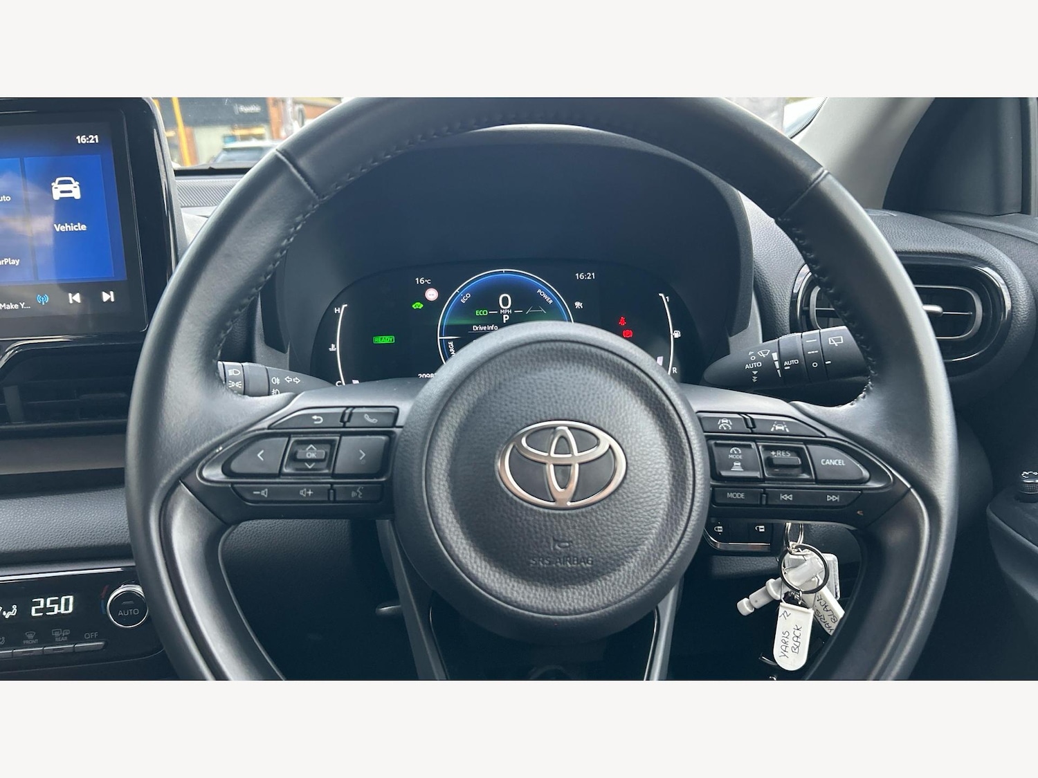 Used Toyota Yaris 2024 for sale - 76759737: Photo 10