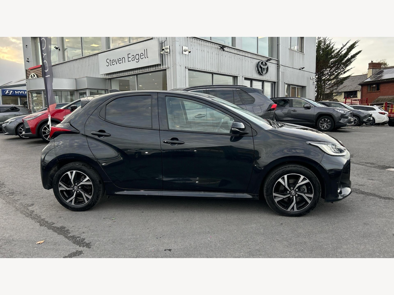 Used Toyota Yaris 2024 for sale - 76759737: Photo 18