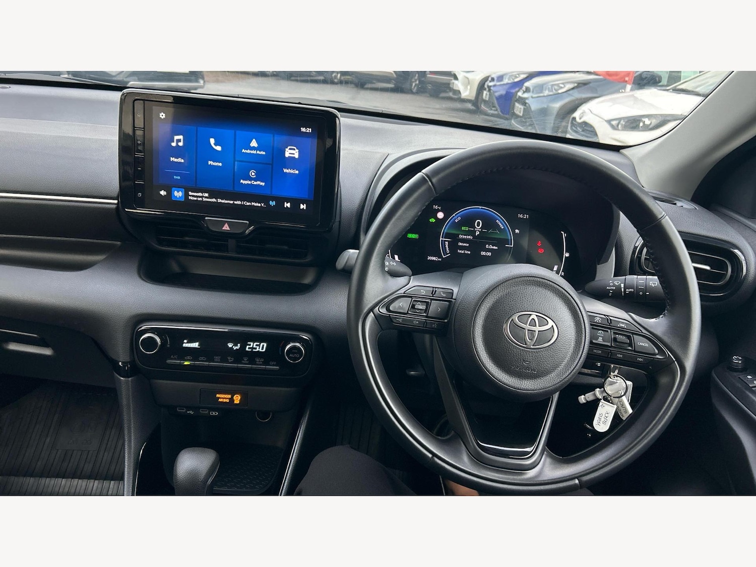 Used Toyota Yaris 2024 for sale - 76759737: Photo 7