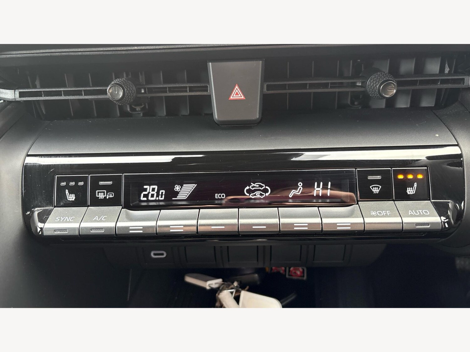 Used Toyota C-HR 2024 for sale - 77440595: Photo 22