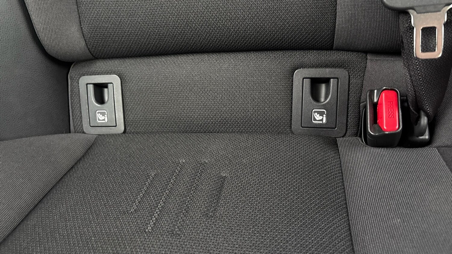 Used Toyota C-HR 2024 for sale - 77440595: Photo 40