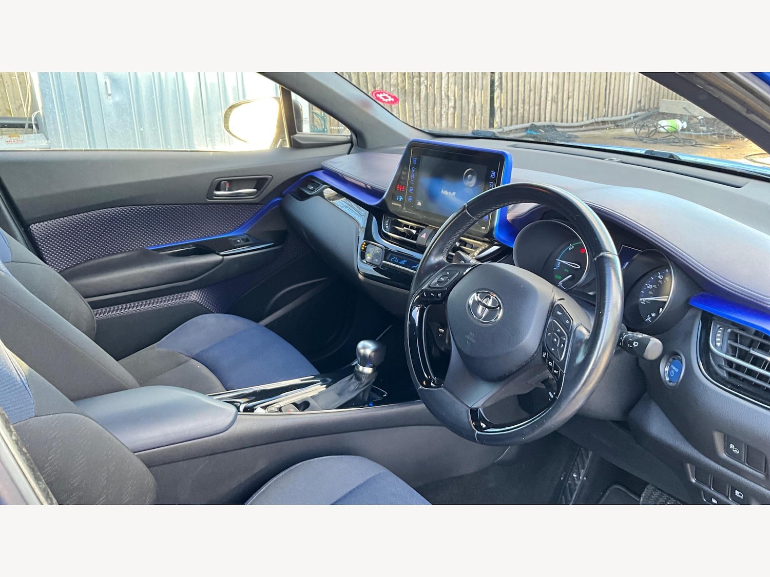 Used Toyota C-HR 2017 for sale - 77387245: Photo 13