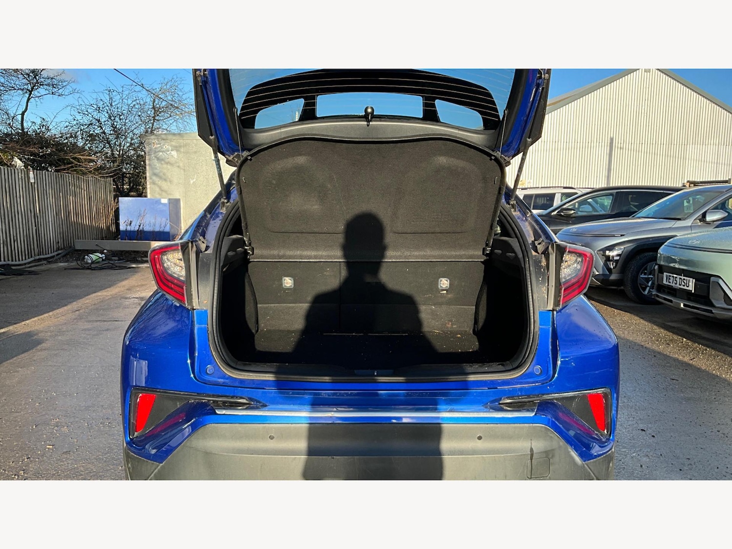 Used Toyota C-HR 2017 for sale - 77387245: Photo 16