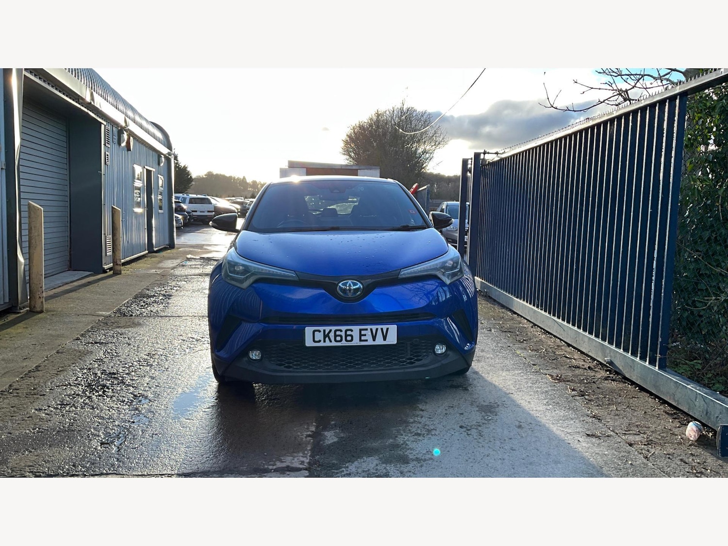 Used Toyota C-HR 2017 for sale - 77387245: Photo 17