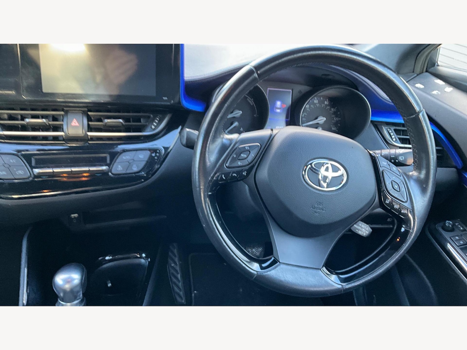 Used Toyota C-HR 2017 for sale - 77387245: Photo 8
