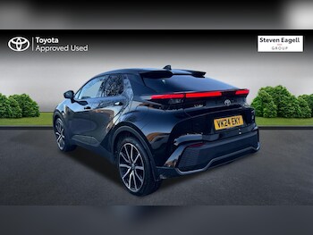 Used Toyota C-HR 2024 for sale - 75267841: Photo