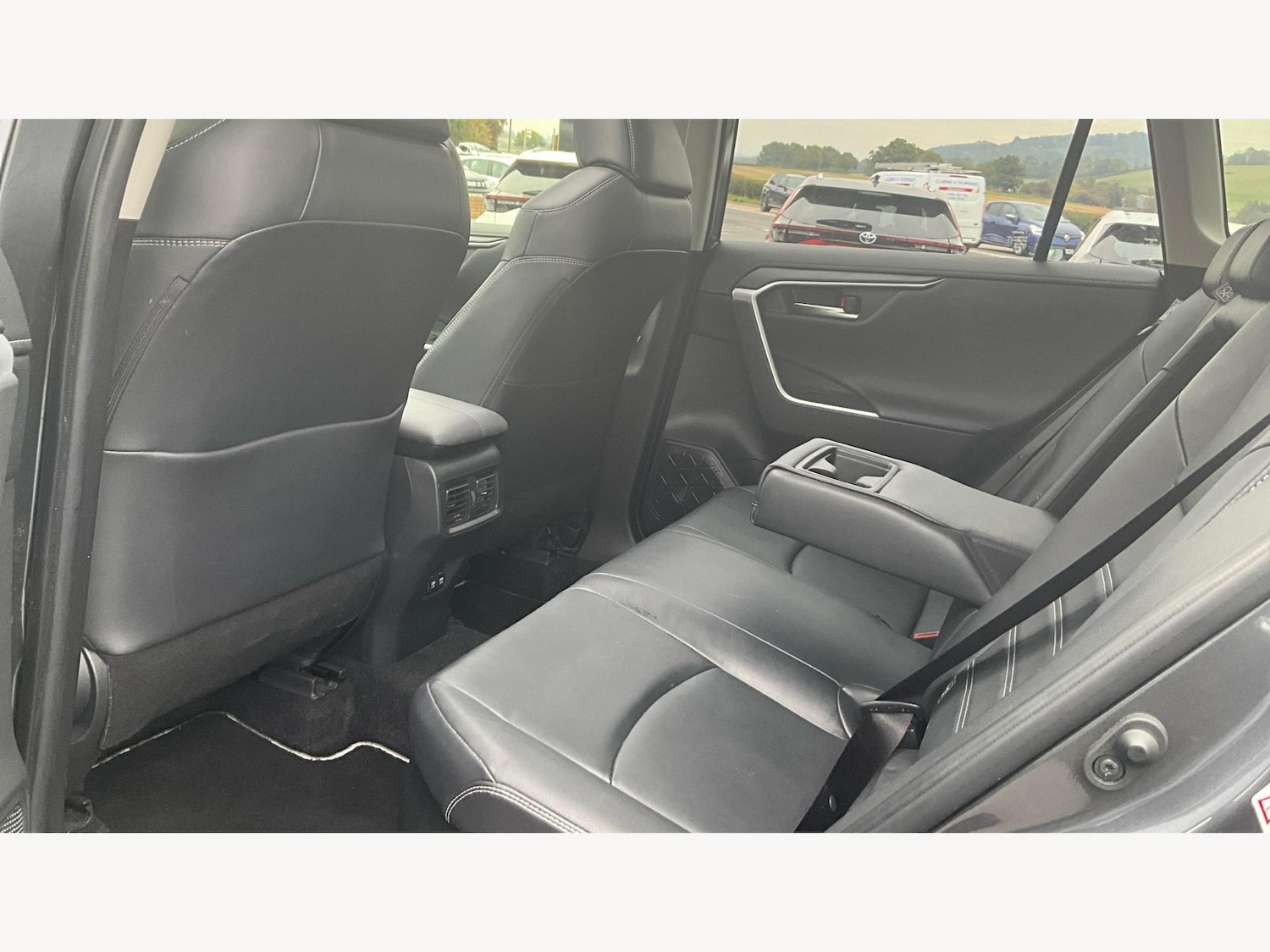 Used Toyota RAV4 2020 for sale - 76122759: Photo 15