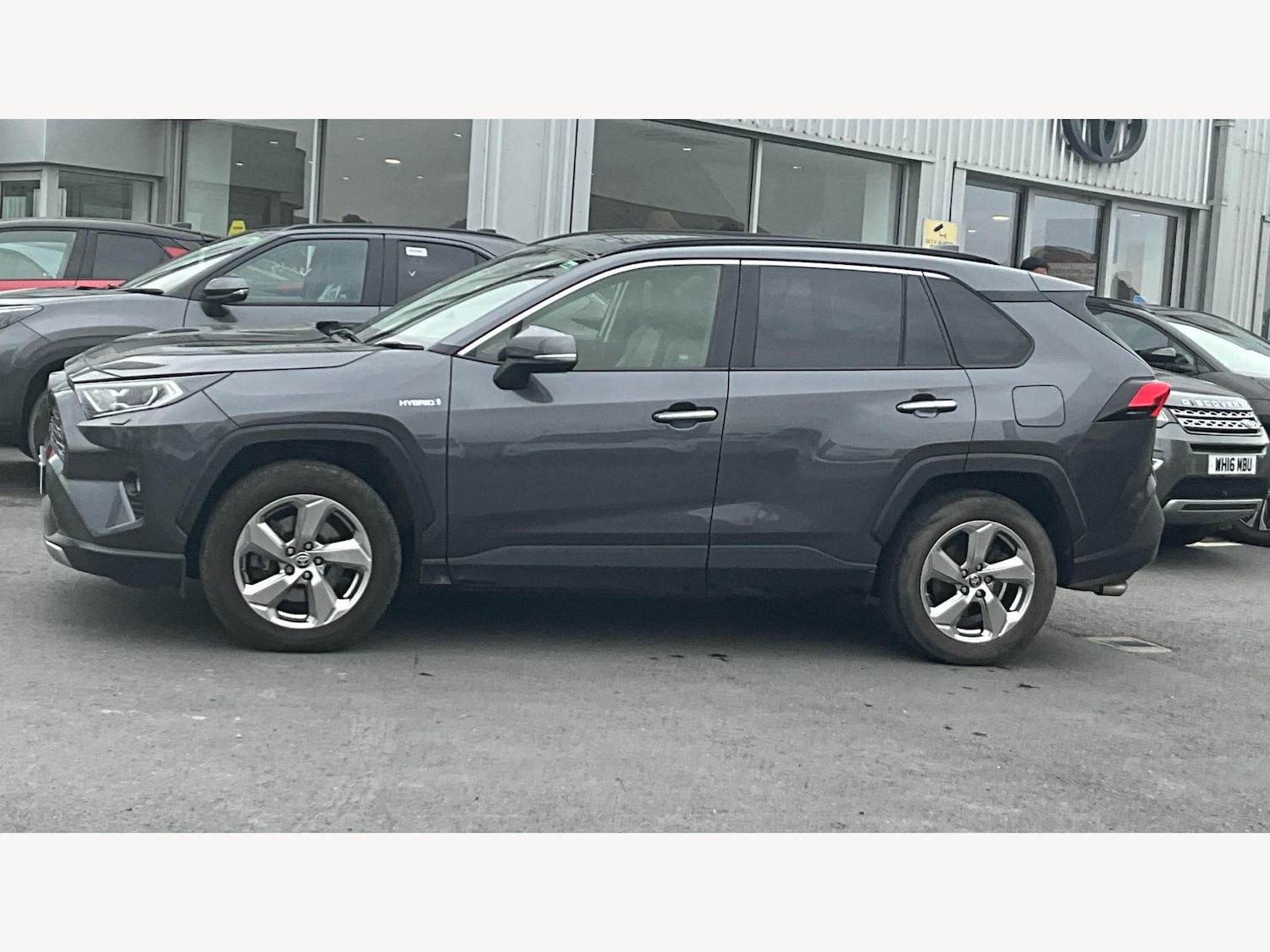 Used Toyota RAV4 2020 for sale - 76122759: Photo 19